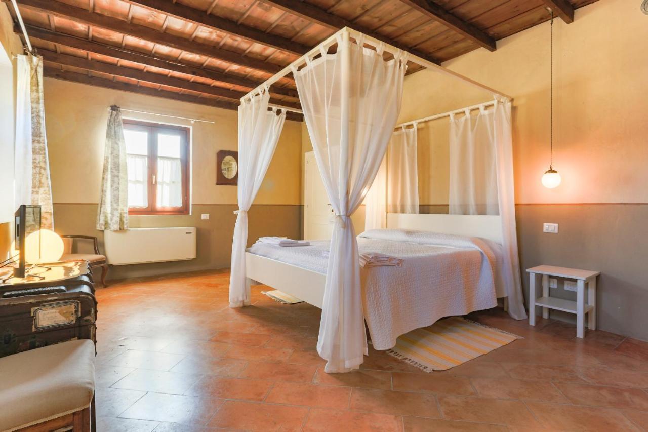 Agriturismo Le Corti Della Gualdana Voghera Kültér fotó